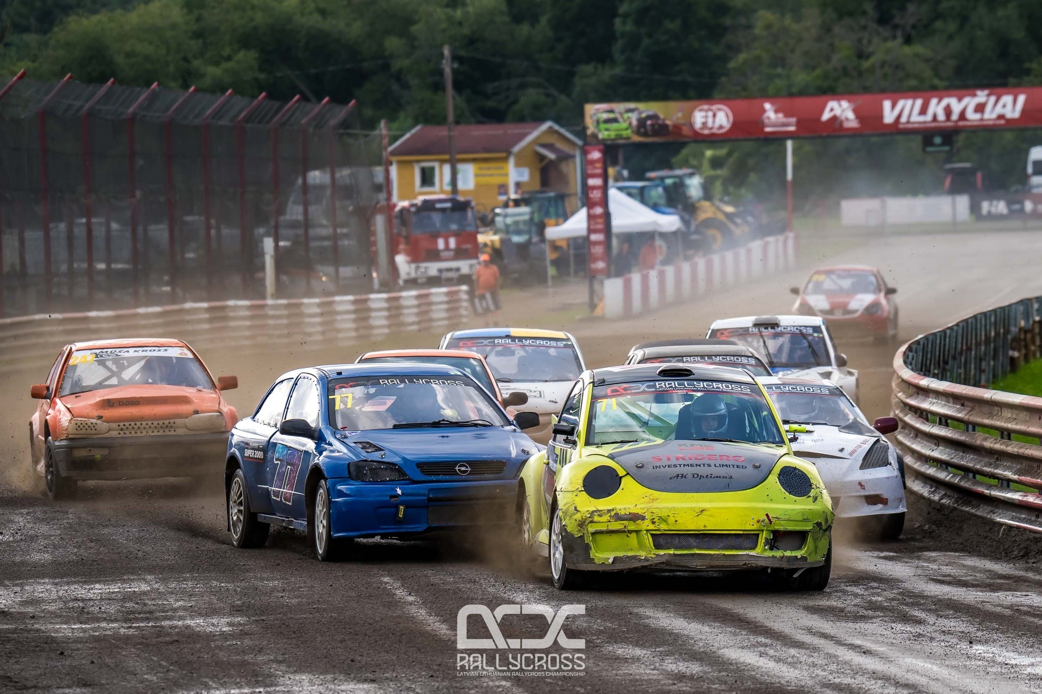S2000